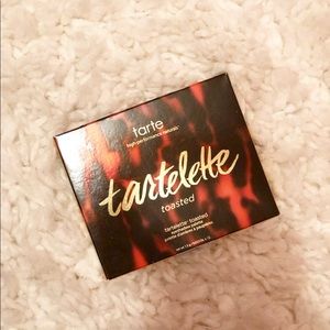 Tartelette Toasted eyeshadow palette